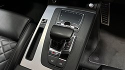 2018 (18) AUDI Q5 S Quattro 5dr Tip Auto 3137230