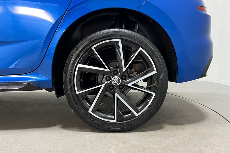 2021 (70) SKODA KAMIQ 1.5 TSI Monte Carlo 5dr DSG 3344239