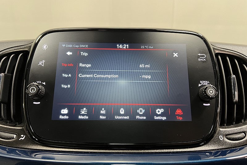 2022 (22) FIAT 500 1.0 Mild Hybrid Dolcevita Plus 3dr 3400101