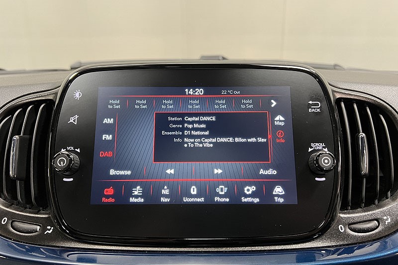 2022 (22) FIAT 500 1.0 Mild Hybrid Dolcevita Plus 3dr 3400096