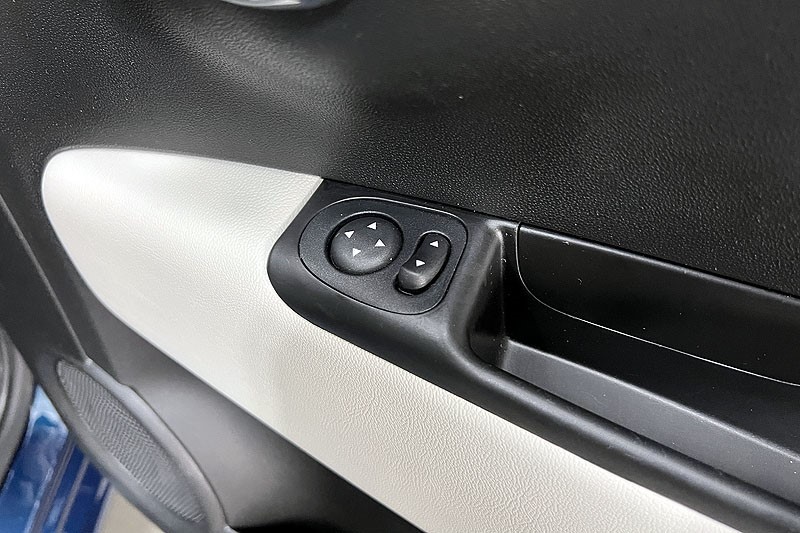 2022 (22) FIAT 500 1.0 Mild Hybrid Dolcevita Plus 3dr 3400081