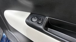 2022 (22) FIAT 500 1.0 Mild Hybrid Dolcevita Plus 3dr 3400081