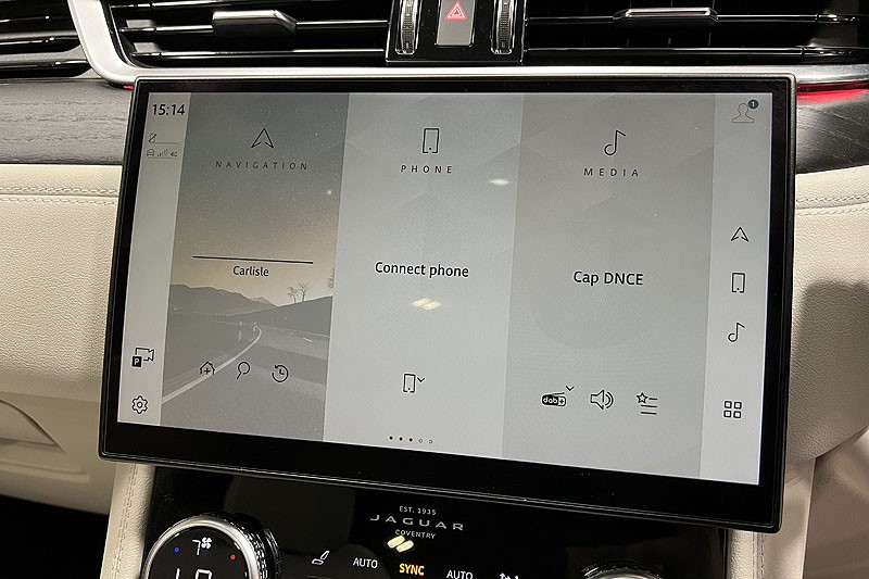 2022 (72) JAGUAR F-PACE 3.0 D300 R-Dynamic HSE 5dr Auto AWD 3422156