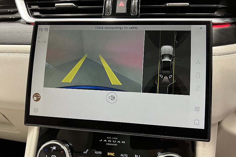 2022 (72) JAGUAR F-PACE 3.0 D300 R-Dynamic HSE 5dr Auto AWD 3422166