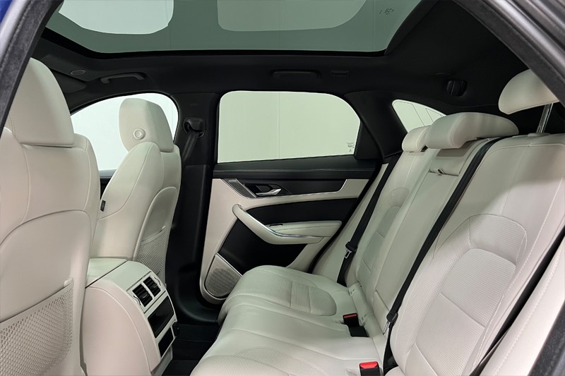 2022 (72) JAGUAR F-PACE 3.0 D300 R-Dynamic HSE 5dr Auto AWD 3422134