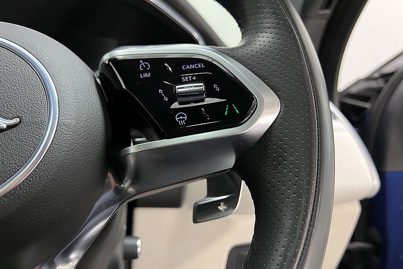 2022 (72) JAGUAR F-PACE 3.0 D300 R-Dynamic HSE 5dr Auto AWD 3422148