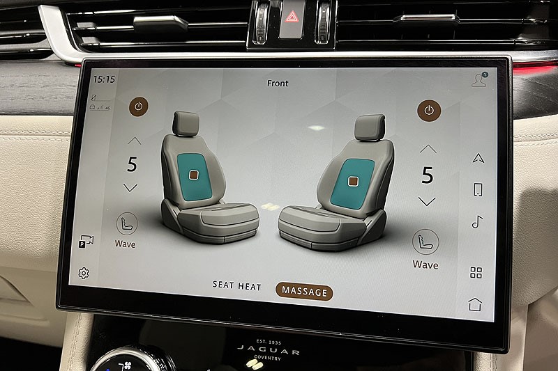 2022 (72) JAGUAR F-PACE 3.0 D300 R-Dynamic HSE 5dr Auto AWD 3422164