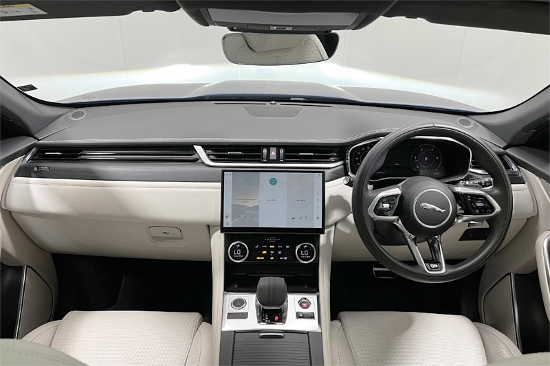 2022 (72) JAGUAR F-PACE 3.0 D300 R-Dynamic HSE 5dr Auto AWD 3422139