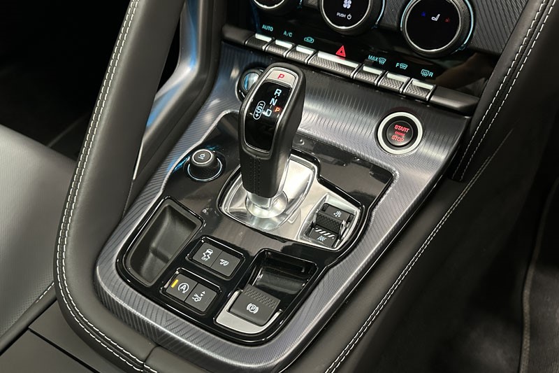 2022 (72) JAGUAR F-TYPE 5.0 P450 S/C V8 R-Dynamic Black 2dr Auto AWD 3458293