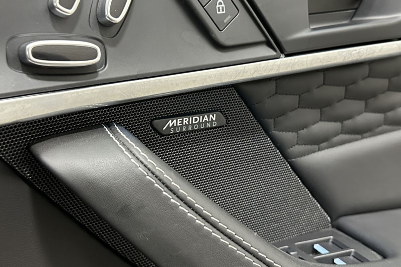 2022 (72) JAGUAR F-TYPE 5.0 P450 S/C V8 R-Dynamic Black 2dr Auto AWD 3458288