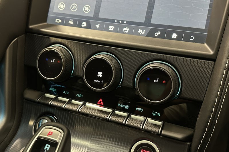 2022 (72) JAGUAR F-TYPE 5.0 P450 S/C V8 R-Dynamic Black 2dr Auto AWD 3458294