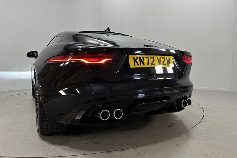 2022 (72) JAGUAR F-TYPE 5.0 P450 S/C V8 R-Dynamic Black 2dr Auto AWD 3458309