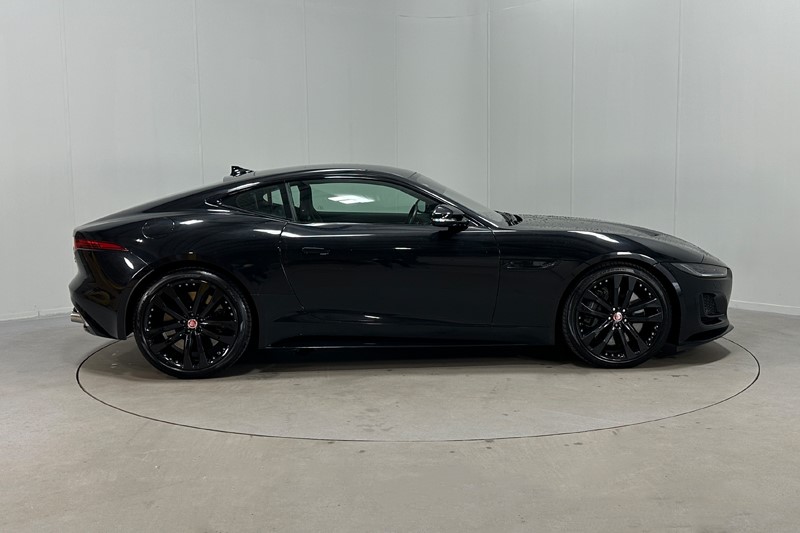 2022 (72) JAGUAR F-TYPE 5.0 P450 S/C V8 R-Dynamic Black 2dr Auto AWD 3458278