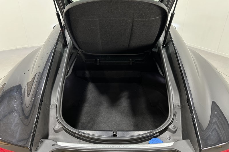 2022 (72) JAGUAR F-TYPE 5.0 P450 S/C V8 R-Dynamic Black 2dr Auto AWD 3458307