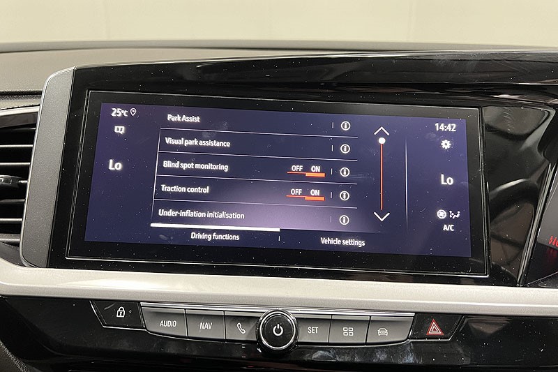 2022 (22) VAUXHALL GRANDLAND 1.2 Turbo Ultimate 5dr Auto 3422025