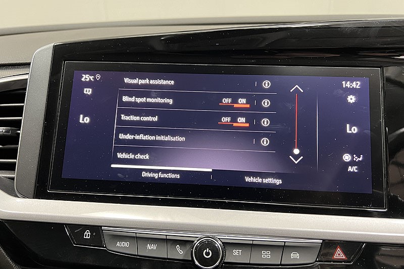 2022 (22) VAUXHALL GRANDLAND 1.2 Turbo Ultimate 5dr Auto 3422026