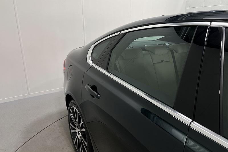 2023 (23) JAGUAR XF 2.0 D200 R-Dynamic S 4dr Auto 3431390