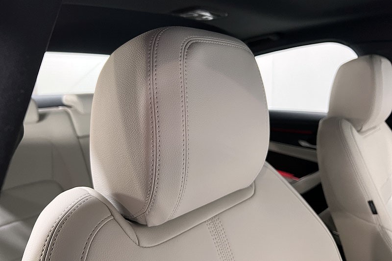 2023 (23) JAGUAR XF 2.0 D200 R-Dynamic S 4dr Auto 3431361