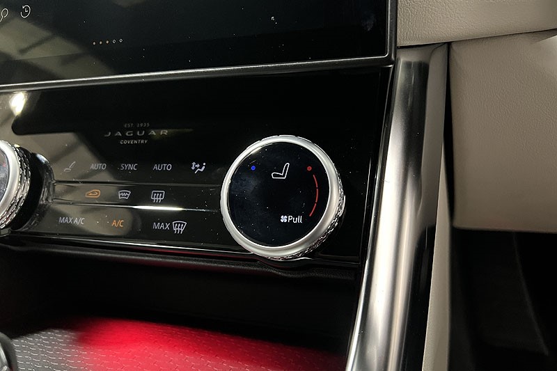 2023 (23) JAGUAR XF 2.0 D200 R-Dynamic S 4dr Auto 3431368