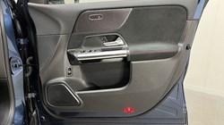 2021 (21) MERCEDES-BENZ GLA 200d 4Matic AMG Line 5dr Auto 3448264