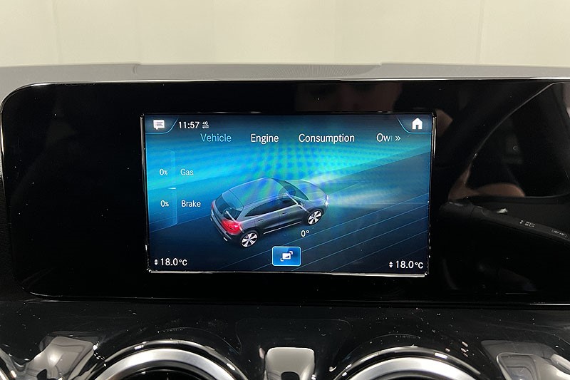 2021 (21) MERCEDES-BENZ GLA 200d 4Matic AMG Line 5dr Auto 3448287