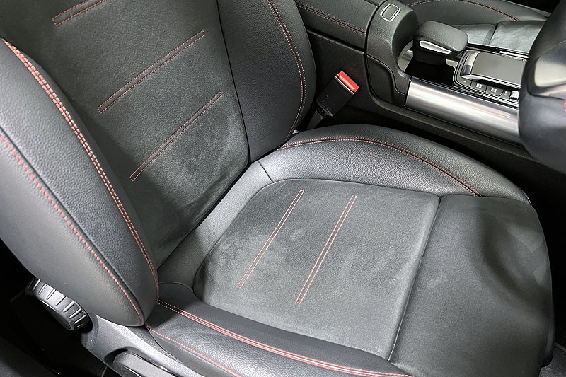 2021 (21) MERCEDES-BENZ GLA 200d 4Matic AMG Line 5dr Auto 3448270