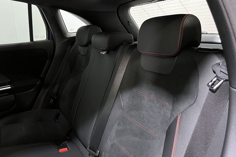 2021 (21) MERCEDES-BENZ GLA 200d 4Matic AMG Line 5dr Auto 3448301