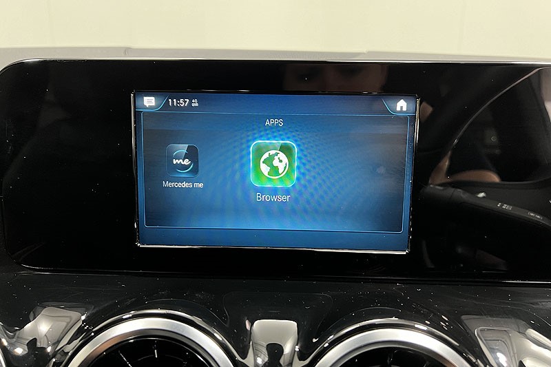 2021 (21) MERCEDES-BENZ GLA 200d 4Matic AMG Line 5dr Auto 3448288