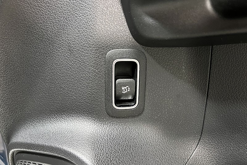 2021 (21) MERCEDES-BENZ GLA 200d 4Matic AMG Line 5dr Auto 3448267