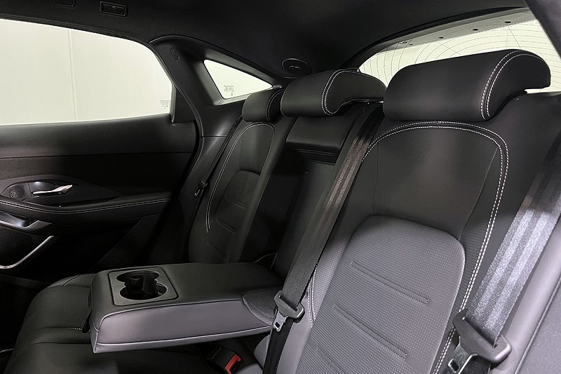 2022 (72) JAGUAR E-PACE 2.0 D200 R-Dynamic HSE 5dr Auto 3486204