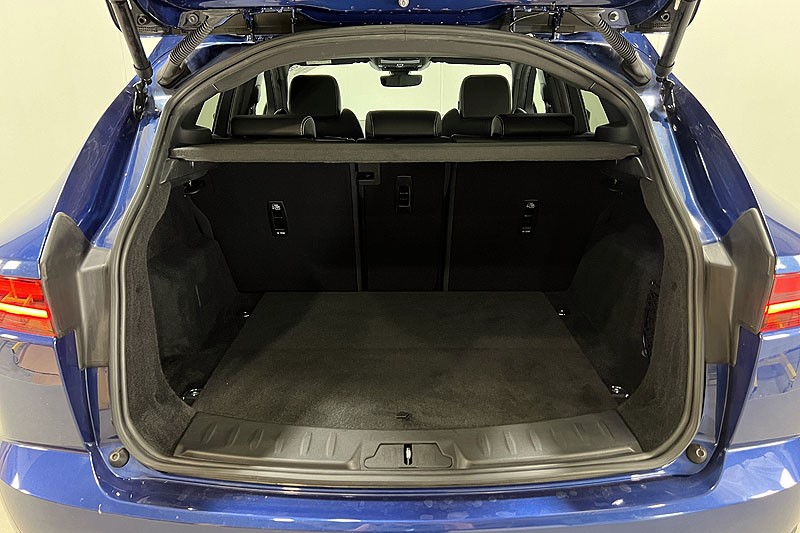 2022 (72) JAGUAR E-PACE 2.0 D200 R-Dynamic HSE 5dr Auto 3486206