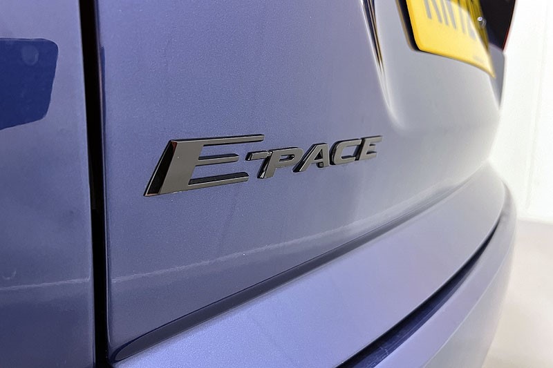 2022 (72) JAGUAR E-PACE 2.0 D200 R-Dynamic HSE 5dr Auto 3486211
