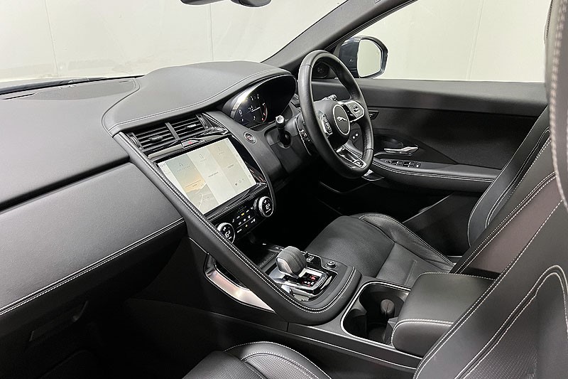 2022 (72) JAGUAR E-PACE 2.0 D200 R-Dynamic HSE 5dr Auto 3486200