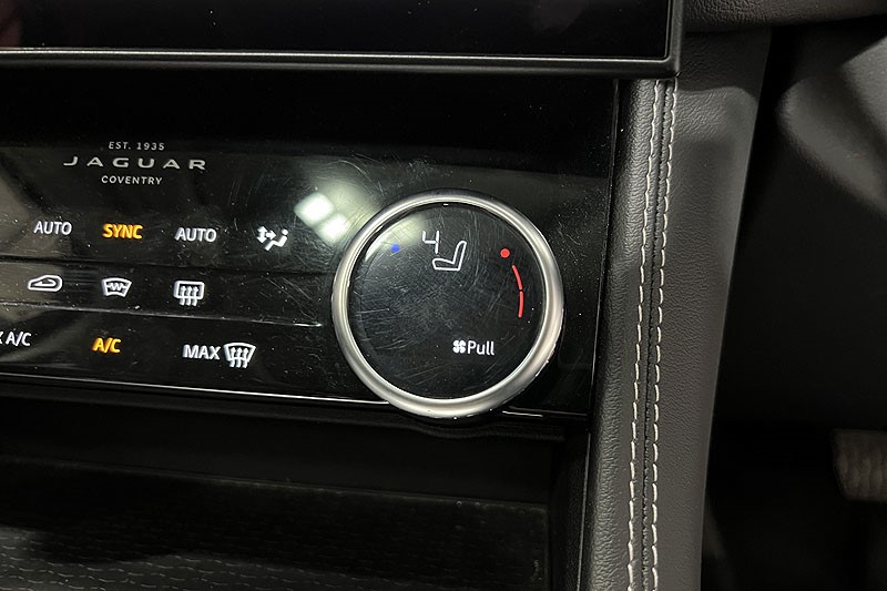 2021 (71) JAGUAR F-PACE 2.0 D200 R-Dynamic SE 5dr Auto AWD 3454518