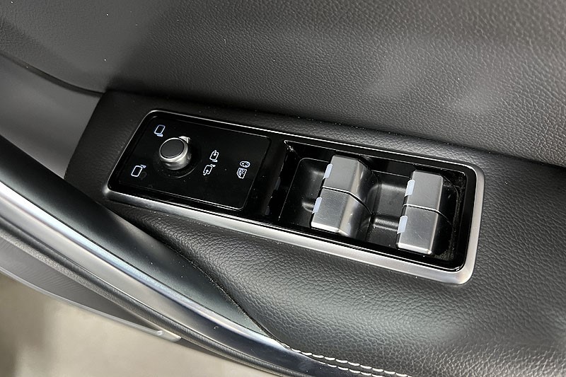 2021 (71) JAGUAR F-PACE 2.0 D200 R-Dynamic SE 5dr Auto AWD 3454506