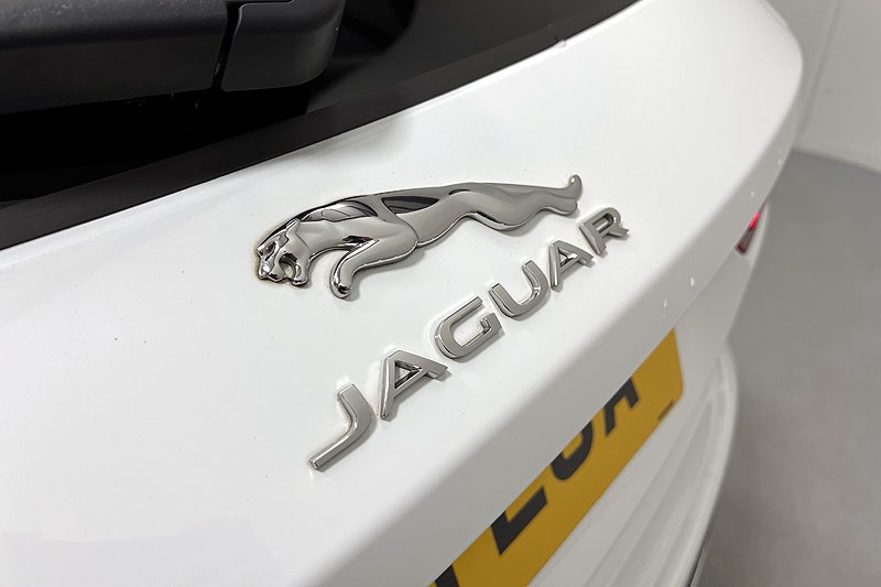 2021 (71) JAGUAR F-PACE 2.0 D200 R-Dynamic SE 5dr Auto AWD 3454540