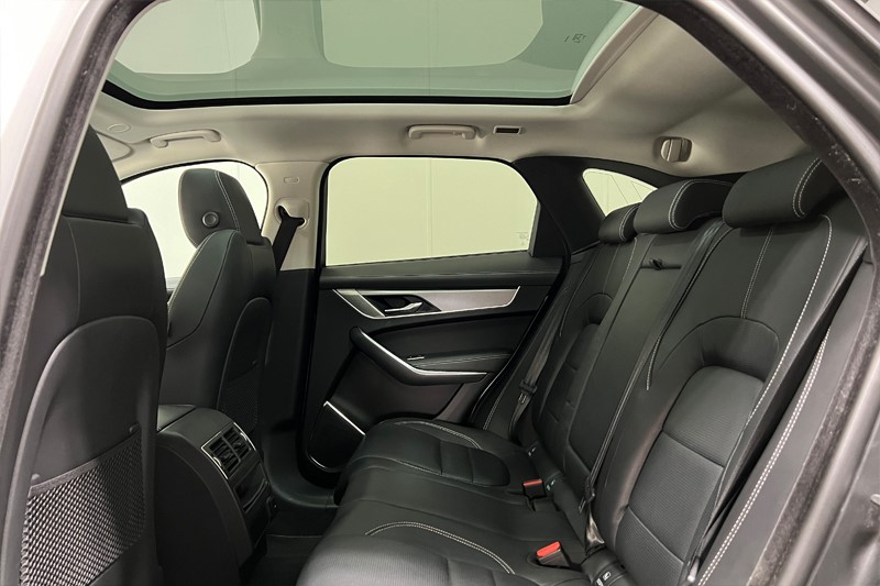 2021 (71) JAGUAR F-PACE 2.0 D200 R-Dynamic SE 5dr Auto AWD 3454499