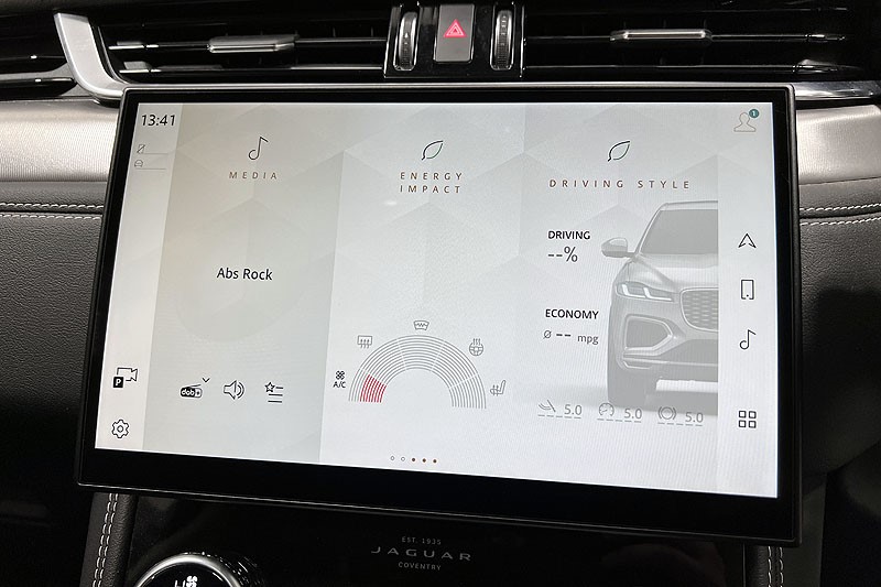 2021 (71) JAGUAR F-PACE 2.0 D200 R-Dynamic SE 5dr Auto AWD 3454523