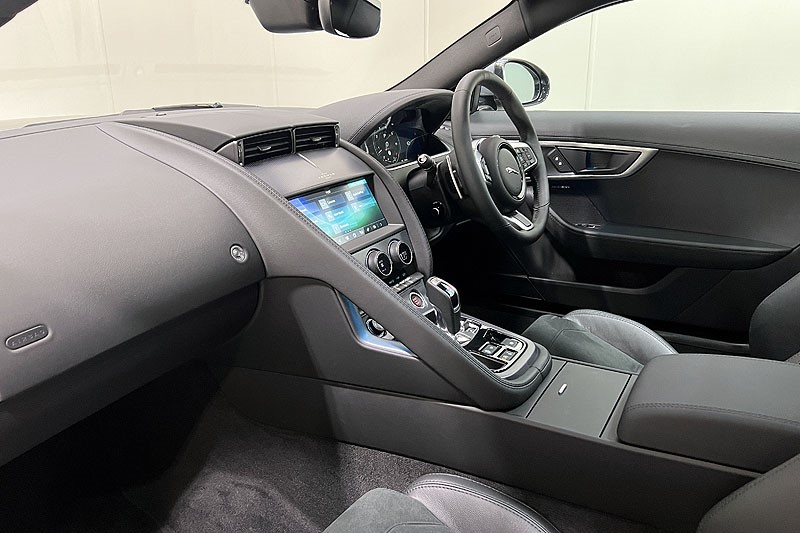 2024 (24) JAGUAR F-TYPE 2.0 P300 R-Dynamic 2dr Auto 3499153