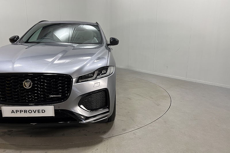 2023 (73) JAGUAR F-PACE 2.0 D200 R-Dynamic SE Black 5dr Auto AWD 3537701