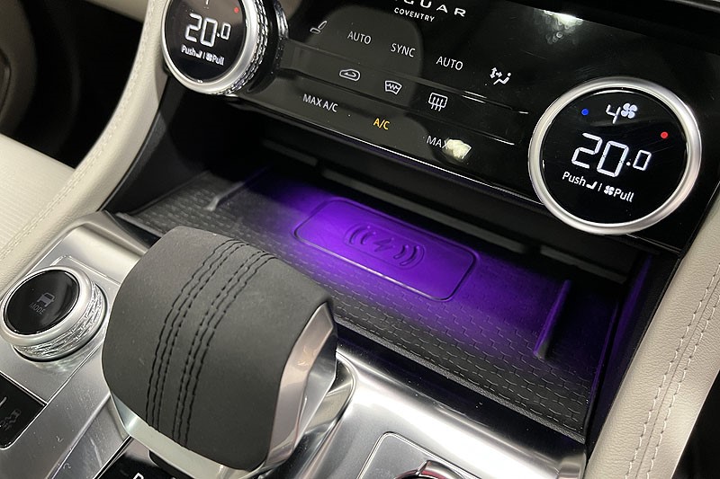 2023 (73) JAGUAR F-PACE 2.0 D200 R-Dynamic SE Black 5dr Auto AWD 3537672