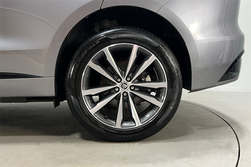 2023 (73) JAGUAR F-PACE 2.0 D200 R-Dynamic SE Black 5dr Auto AWD 3537657