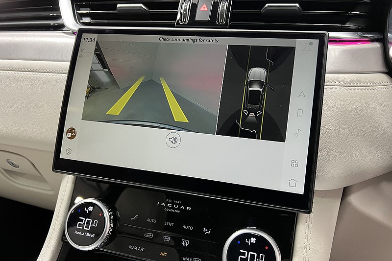 2023 (73) JAGUAR F-PACE 2.0 D200 R-Dynamic SE Black 5dr Auto AWD 3537682