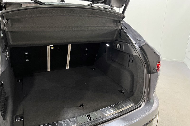 2023 (73) JAGUAR F-PACE 2.0 D200 R-Dynamic SE Black 5dr Auto AWD 3537690