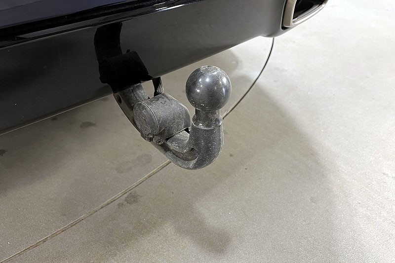 2023 (23) JAGUAR F-PACE 3.0 D300 R-Dynamic HSE Black 5dr Auto AWD 3505649