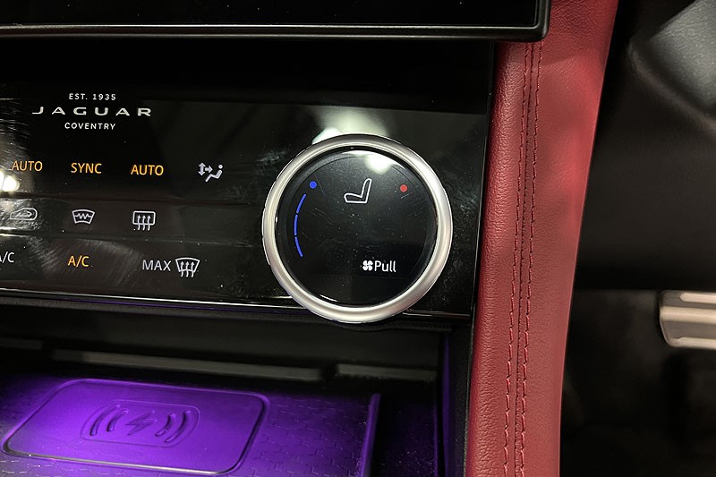 2023 (23) JAGUAR F-PACE 3.0 D300 R-Dynamic HSE Black 5dr Auto AWD 3505625