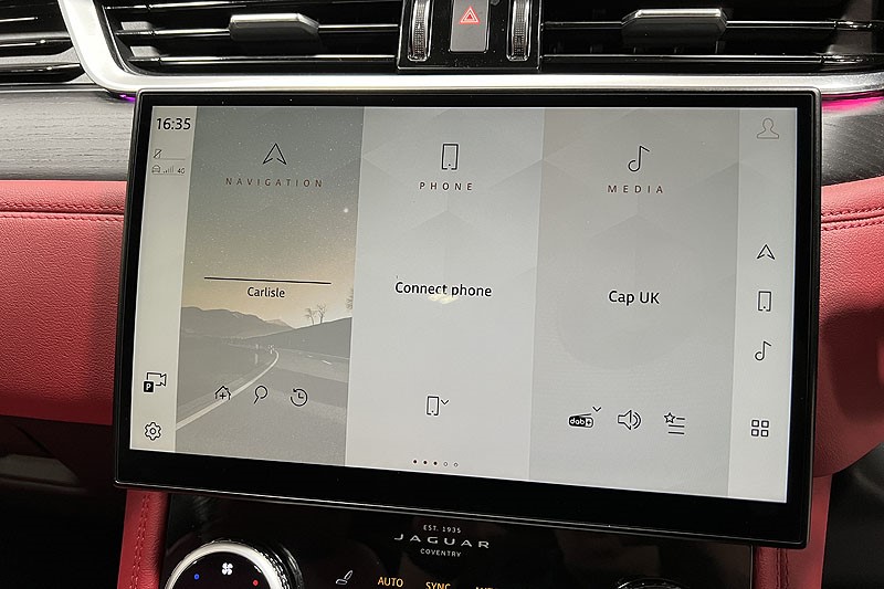 2023 (23) JAGUAR F-PACE 3.0 D300 R-Dynamic HSE Black 5dr Auto AWD 3505627