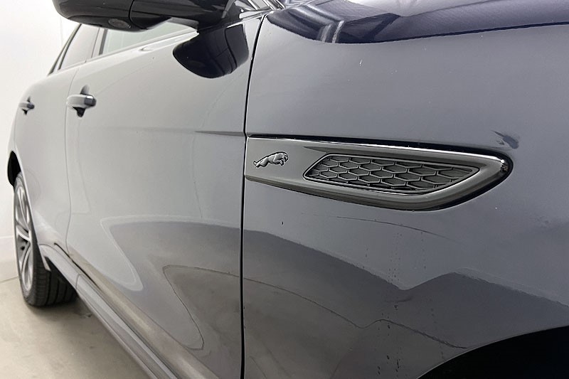 2023 (23) JAGUAR F-PACE 3.0 D300 R-Dynamic HSE Black 5dr Auto AWD 3505658