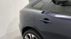 2023 (23) JAGUAR F-PACE 3.0 D300 R-Dynamic HSE Black 5dr Auto AWD 3505655