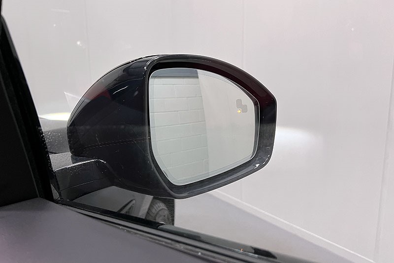 2023 (23) JAGUAR F-PACE 3.0 D300 R-Dynamic HSE Black 5dr Auto AWD 3505615